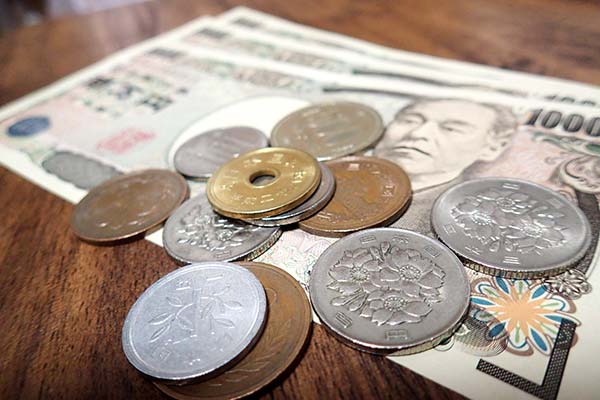 お金